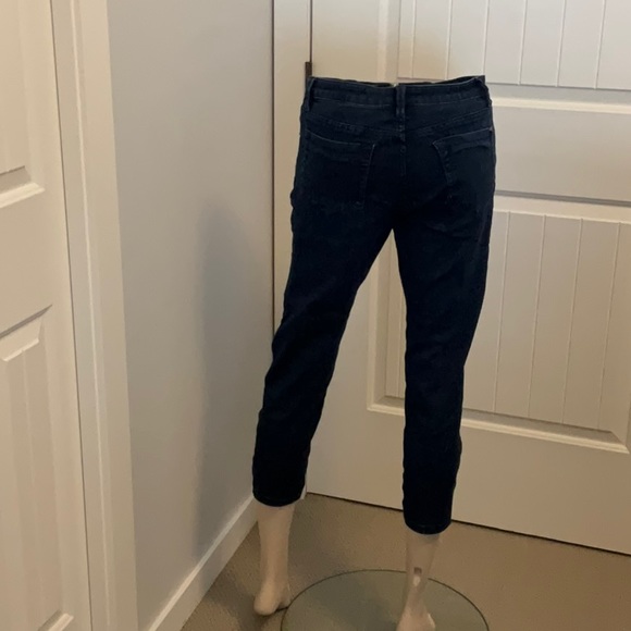 Nanette Lepore Women’s Dark Wash Crop Jean Size 10 - Picture 4 of 9